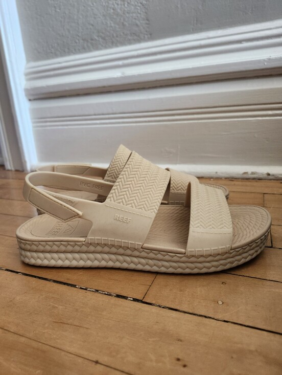 Reef Shoes - Reef Water Vista Women's Water-Friendly Sandals, Size 9, Vintage Oasis/ Cream